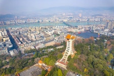 봉황산 공원 티켓 할인, 운영 시간, 후기 [2025년] | Trip.com