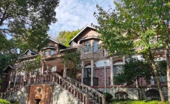 둥황산 관광휴양지 티켓 할인, 운영 시간, 후기 [2026년] | Trip.com