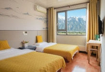 Cenxi Hotel (Huashan Scenic Area)(楠溪酒店（华山景区玉泉院店）) 후기 및 특가 예약 - 화인 호텔 추천 | 트립닷컴