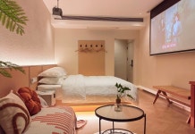 Yinyue Yisu Homestay(隐岳艺宿民宿) 후기, 예약 및 특가 확인 - 장자제 호텔 추천 | 트립닷컴