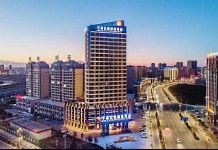 첸시 실크로드 인터내셔널 호텔 (장예 고속철도역)(千玺丝路国际酒店（张掖西站店）) 후기 및 특가 예약, 장예 2026 | 트립닷컴