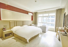 보만 호텔 (관링 버스 정류장)(泊曼酒店（关岭汽车站店）) 후기 및 특가 예약 - 관링 호텔 추천 | 트립닷컴