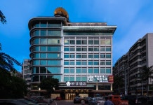 Yueting Hotel (Nanhai Avenue)(悦廷酒店（南海大道店）) 호텔 - 하이커우 호텔 가격, 후기 2024 | 트립닷컴