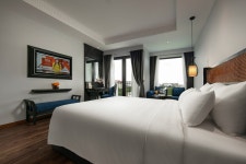 샤이닝 리버사이드 호이안 부티크 앤 스파 후기 - 실제 투숙객 후기 46개 확인 | 트립닷컴