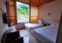 Fenghuang Shanzhuang Hostel(长岛凤凰山庄渔家乐) 호텔 - 옌타이 호텔 가격, 후기 2024 | 트립닷컴