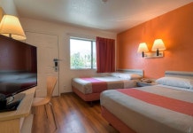 모텔 6 리버사이드 웨스트 후기 및 특가 예약 - 주루파 밸리 호텔 추천 | 트립닷컴