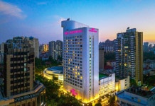 크라운 플라자 상하이(上海银星皇冠假日酒店) 호텔 후기, 예약 상하이 호텔 추천 | 트립닷컴