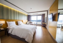 아시아레이크사이드호텔 후기 및 특가 예약 - 진주 호텔 추천 | 트립닷컴