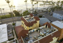 Heart of coastal Oceanside-Ocean view roof top Deck! 100 steps to Beach! 후기 및 특가 예약 - 오션사이드 호텔 추천 | 트립닷컴