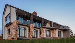 Golf Lodge 후기 및 특가 예약 - 덜스트룸 호텔 추천 | 트립닷컴