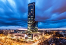 아파트먼티 스카이 타워 후기 및 특가 예약 - 브로츨라프 호텔 추천 | 트립닷컴