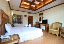 맥 리조트 호텔 후기 및 특가 예약 - 꼬창 호텔 추천 | 트립닷컴