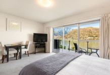 Alpine Village - Lakefront Studio Apartment 후기 및 특가 예약 - 퀸스타운 호텔 추천 | 트립닷컴