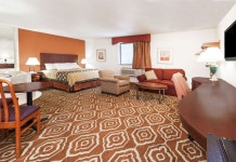 슈퍼 8 바이 윈덤 스털링 하이츠 디트로이트 에어리어 후기 및 특가 예약 - 스털링하이츠 호텔 추천 | 트립닷컴