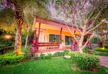 레몬 샬레 캥 크라찬 리조트 후기 및 특가 예약 - Kaeng Krachan 호텔 추천 | 트립닷컴