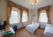 펜션 U 골프 후기 및 특가 예약 - 카를로비바리 호텔 추천 | 트립닷컴