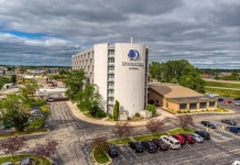 더블트리 바이 힐튼 애플턴 후기 및 특가 예약 - 그랑 추트 호텔 추천 | 트립닷컴