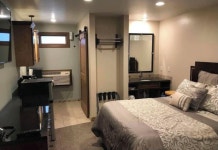 발첼 로지 후기, 예약 및 특가 확인 - 그레이트 배링턴 호텔 추천 | 트립닷컴