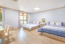 감나무집민박 후기 및 특가 예약 - 고성군 호텔 추천 | 트립닷컴