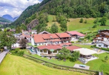 호텔 예거호프 외츠 후기, 예약 및 특가 확인 - 외치 호텔 추천 | 트립닷컴