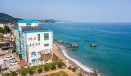 Beach Sand Pension 후기, 예약 및 특가 확인 - 영덕군 호텔 추천 | 트립닷컴