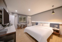 메르시 호텔 후기 및 특가 예약 - 부산 호텔 추천 | 트립닷컴