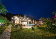 괴제크 아리온 호텔 후기, 예약 및 특가 확인 - 교젝 호텔 추천 | 트립닷컴