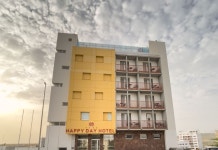 해피 데이 호텔 후기 및 특가 예약 - 프라이아 호텔 추천 | 트립닷컴