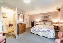 욜랜드 팜하우스 후기 및 특가 예약 - 톤턴 호텔 추천 | 트립닷컴