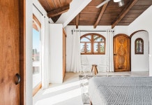 Oceanview Retreat with Private Pool - Just 3 Blocks from the Beach! 후기, 예약 및 특가 확인 - 사율리타 호텔 추천 | 트립닷컴