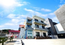 동해 빨강지붕 펜션 후기 및 특가 예약 - 동해시 호텔 추천 | 트립닷컴