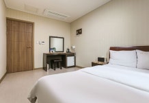 제주 골든파크 호텔 후기 및 특가 예약 - 제주 호텔 추천 | 트립닷컴