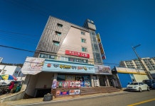 크리스탈모텔 후기 및 특가 예약 - 거제시 호텔 추천 | 트립닷컴