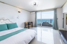 꼬뜨메종 후기 및 특가 예약 - 고성군 호텔 추천 | 트립닷컴