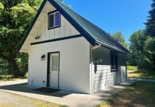 The Little Tiny Cabin LTC 후기, 예약 및 특가 확인 - 글라치어 호텔 추천 | 트립닷컴