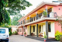 브라이트 스타 호텔 후기 및 특가 예약 - 아루샤 호텔 추천 | 트립닷컴