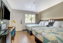 모텔 6 베니스 후기 및 특가 예약 - 베니스 호텔 추천 | 트립닷컴