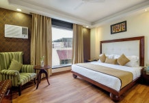 메이플 익스프레스 후기 및 특가 예약 - 뉴델리 호텔 추천 | 트립닷컴