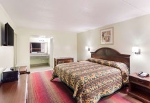 로드웨이 인 사우스 포인트 후기 및 특가 예약 - 사우스 포인트 호텔 추천 | 트립닷컴