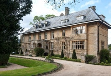 더 슬로터즈 매너 하우스 후기 및 특가 예약 - 로워슬라우터 호텔 추천 | 트립닷컴