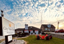 더 시티 뷰 인 후기 및 특가 예약 - 벌링턴 호텔 추천 | 트립닷컴