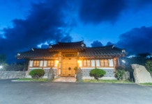 제주 남극노인성 한옥스테이 후기, 예약 및 특가 확인 - 서귀포 호텔 추천 | 트립닷컴
