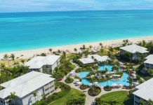 오션 클럽 웨스트 리조트 후기 및 특가 예약 - 그레이스 베이 호텔 추천 | 트립닷컴