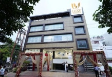 럭스 비타스타 후기 및 특가 예약 - 러크나우 호텔 추천 | 트립닷컴