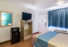 모텔 6 엘센트로 후기 및 특가 예약 - 엘센트로 호텔 추천 | 트립닷컴