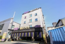 공주 탑 모텔 후기 및 특가 예약 - 공주 호텔 추천 | 트립닷컴