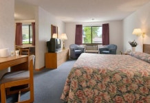 데이즈 인 바이 윈덤 코밸리스 후기, 예약 및 특가 확인 - 코밸리스 호텔 추천 | 트립닷컴