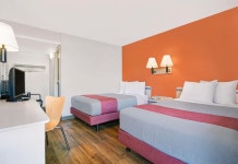 모텔 6 포틀랜드 이스트 - 트라우트데일 호텔 후기, 예약 트라우트데일 호텔 추천 | 트립닷컴