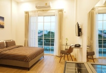 더 스퀘어 101 후기 및 특가 예약 - 방콕 호텔 추천 | 트립닷컴