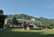 명돌학교유한회사 후기 및 특가 예약, 충주 2026 | 트립닷컴